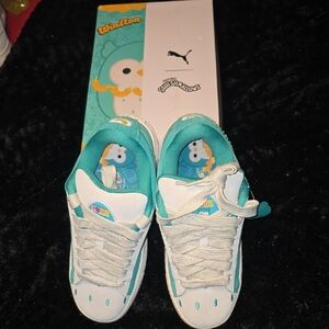 Puma Sneakers - White and Teal...squishmallow